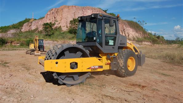 Rolo Compactador XCMG XS120