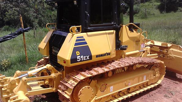 Trator de Esteira D51 EX