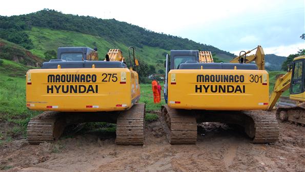 Hyundai R210